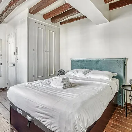 Bnbnova - Latin Quarter & Pantheon Apartment *